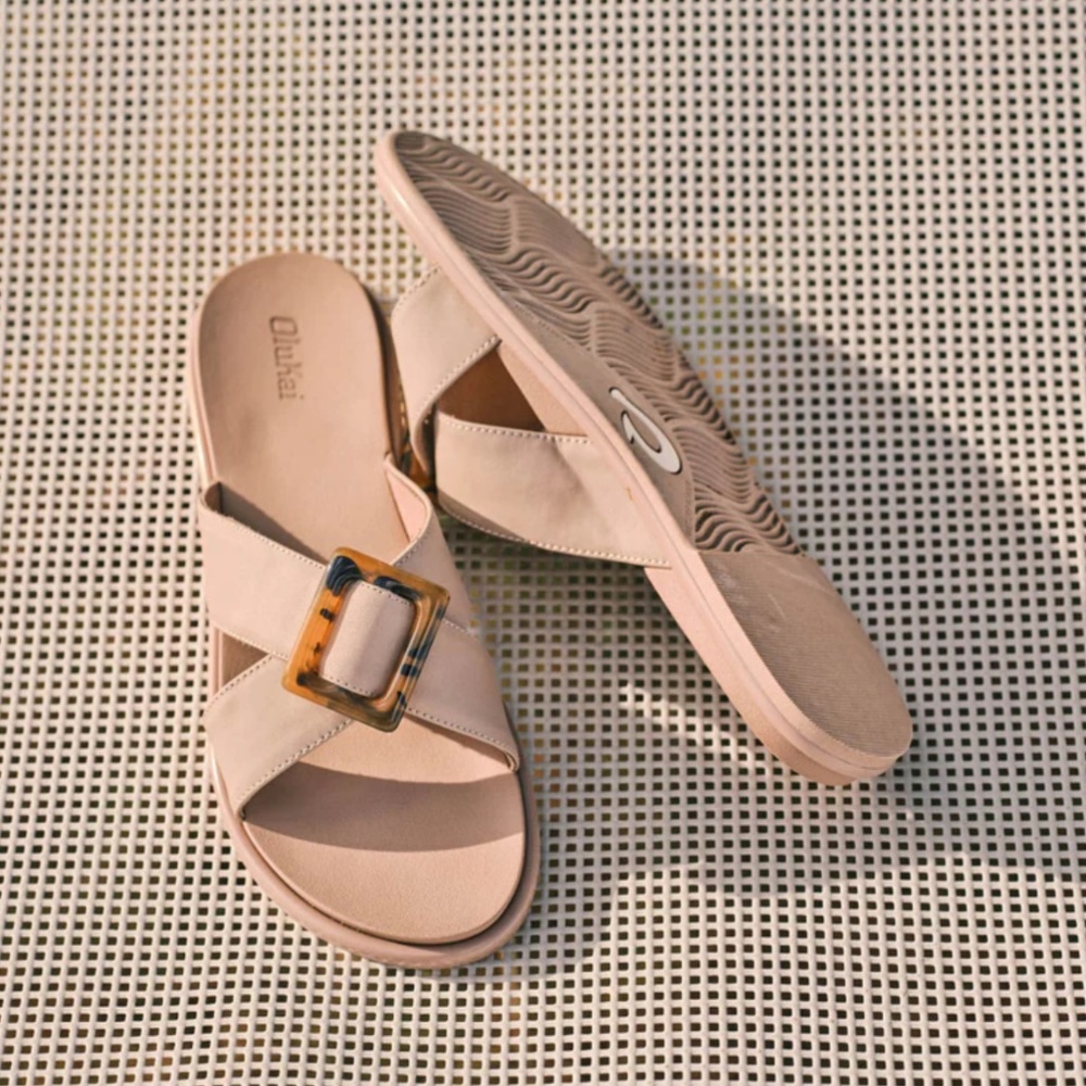 Olukai sandals